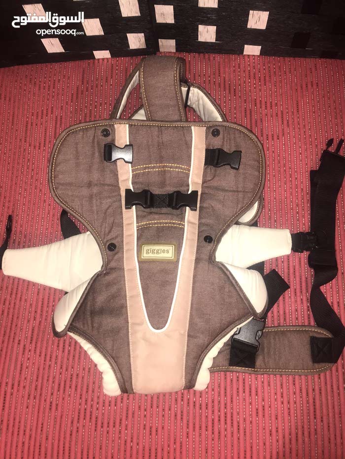giggles baby carrier