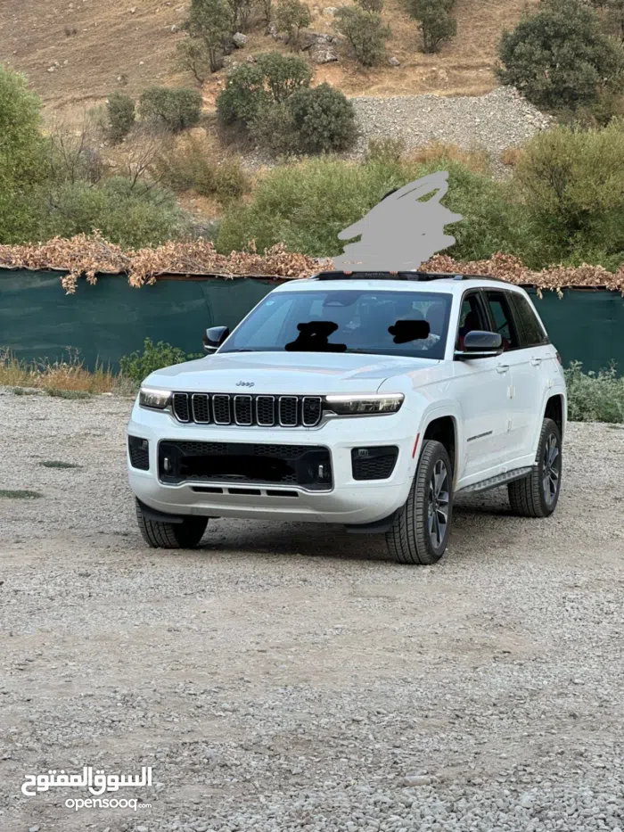 جيب جراند شيروكى Overland 2023