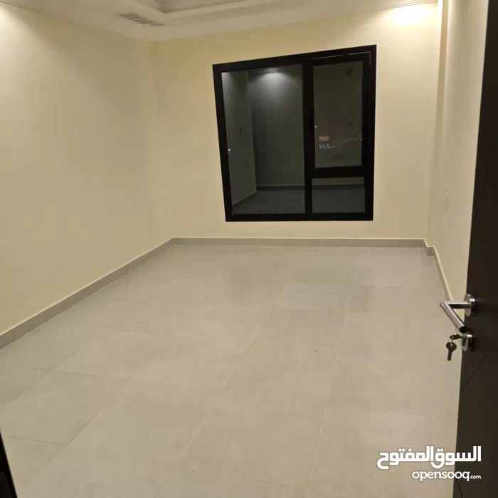 First occupant apartment for families only, all nationalitie شقة اول ساكن للعائلات فقط جميع الجنسيات