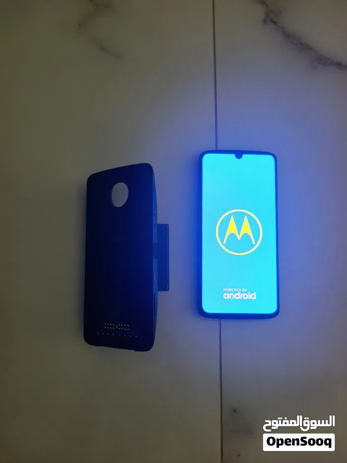 موتورولا ‏موتو Z ‏4 جيجابايت ‏أسود