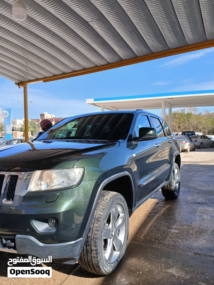 جيب جراند شيروكى Cherokee 4xe 2012