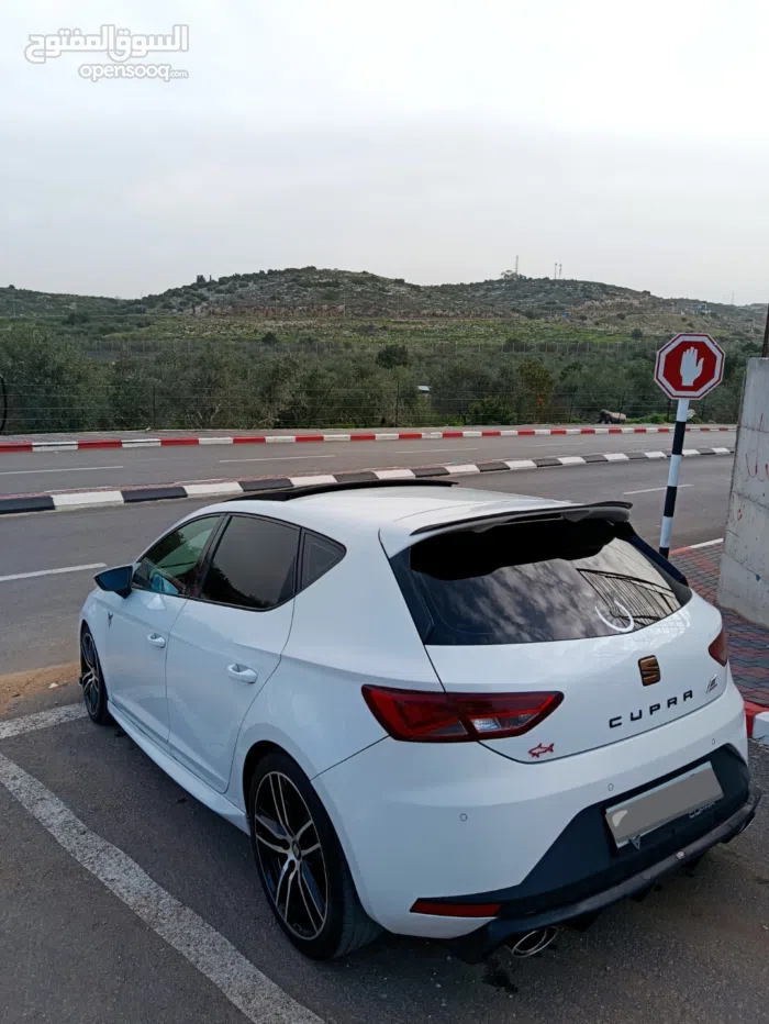 سيات ‏ليون ‏FR ‏2015