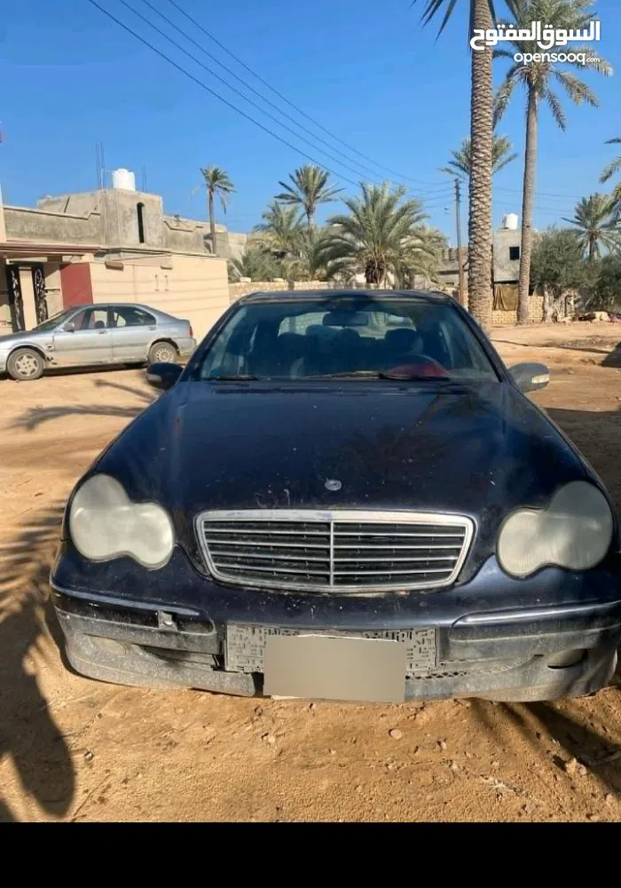 مرسيدس بنز ‏الفئة-C ‏C 180 ‏2004