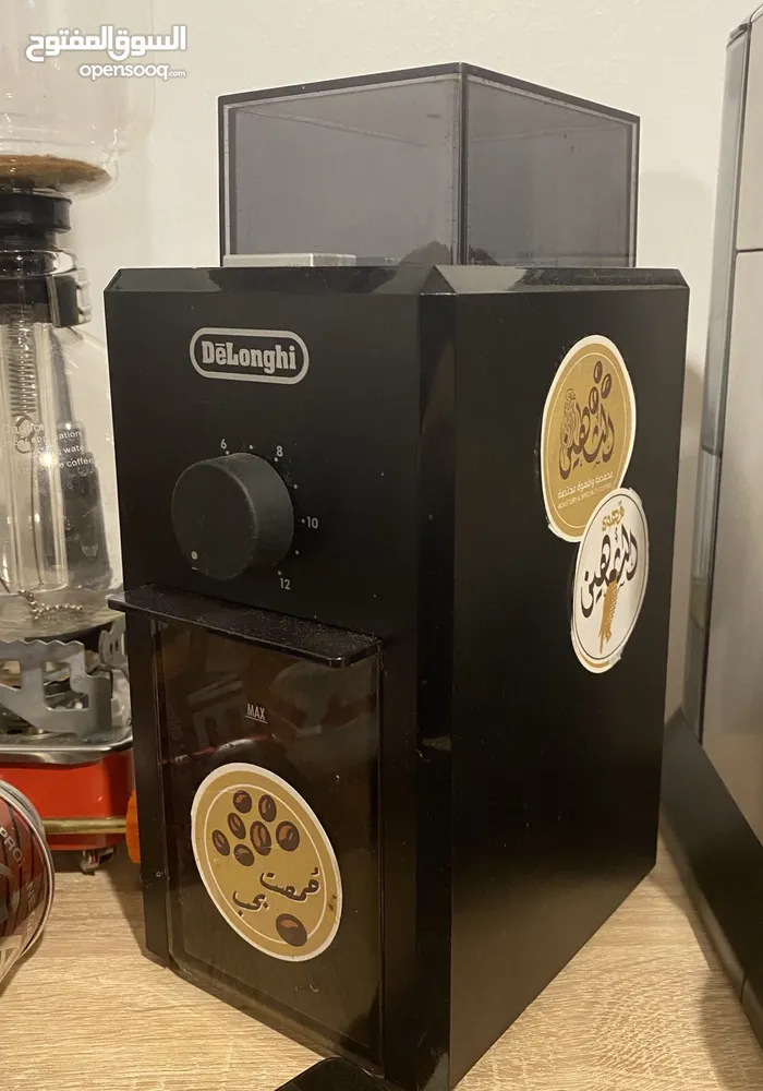 طاحونة ديلونجي : اجهزة المطبخ الصغيرة ماكينات صنع القهوة مستعمل : الباطنة  صحار (224430132)