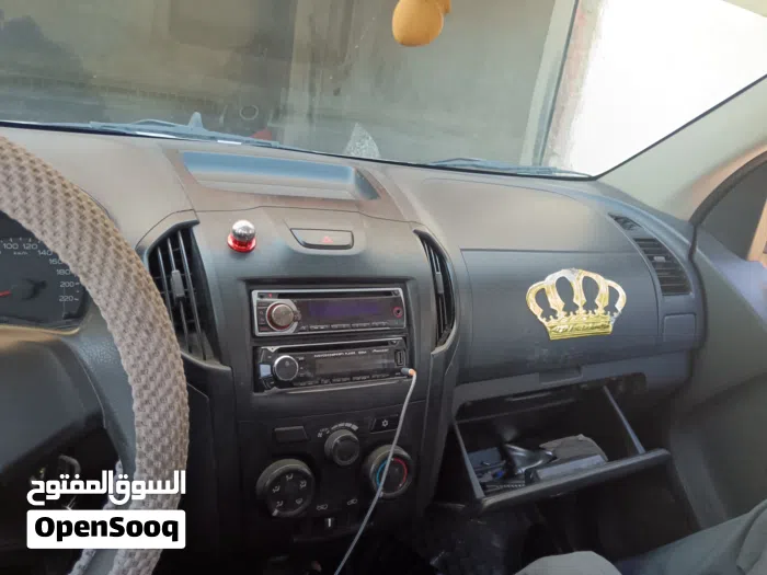 ايسوزو ‏D-ماكس ‏Standard ‏2014