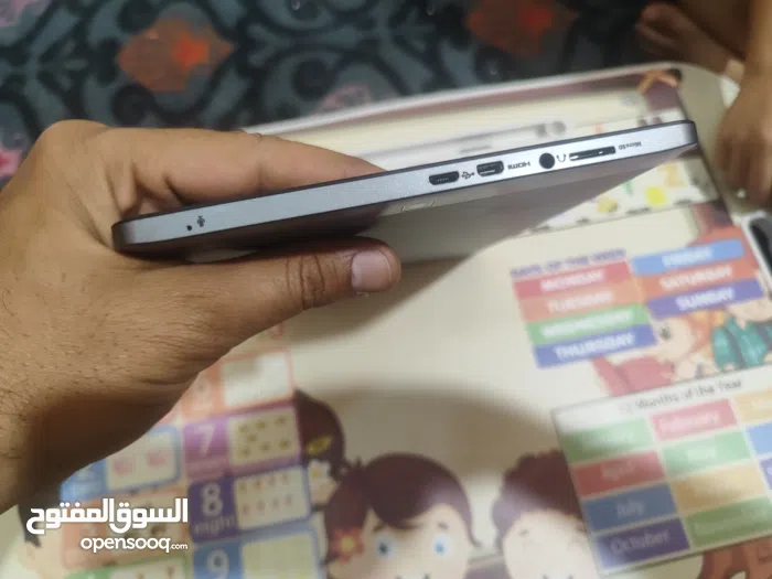 اخرى ‏غير محدد ‏128 جيجابايت ‏10 انش