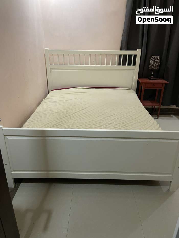 سرير نفرين أثاث غرف نوم غرف نوم اس رة مستعمل الرياض اليرموك 159983575 السوق المفتوح