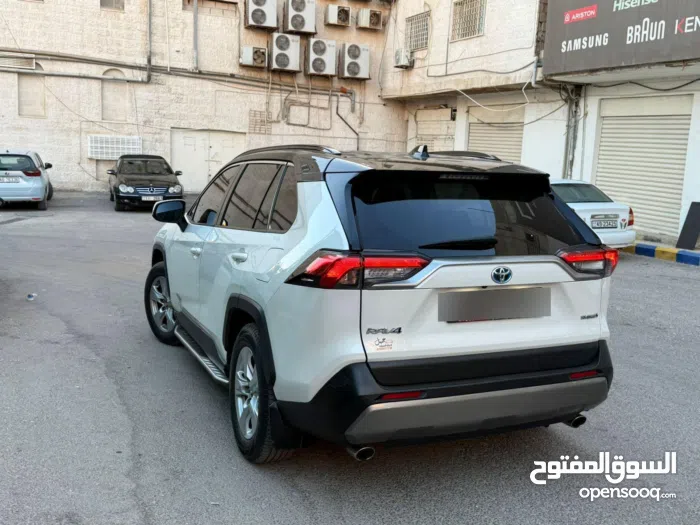 تويوتا ‏راف فور ‏LE ‏2019