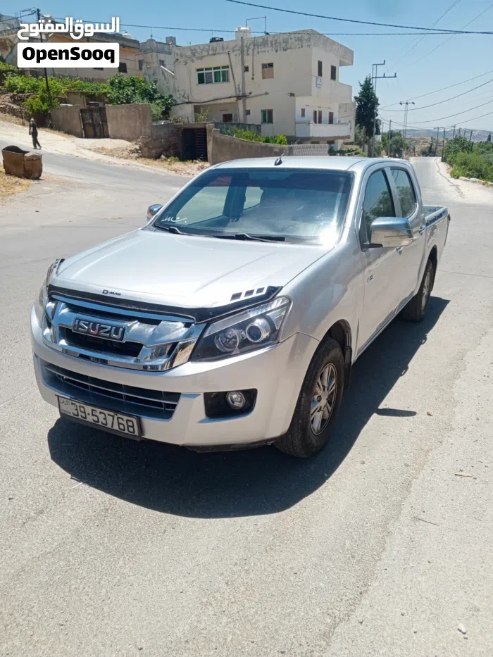 ايسوزو D-ماكس LS 2013