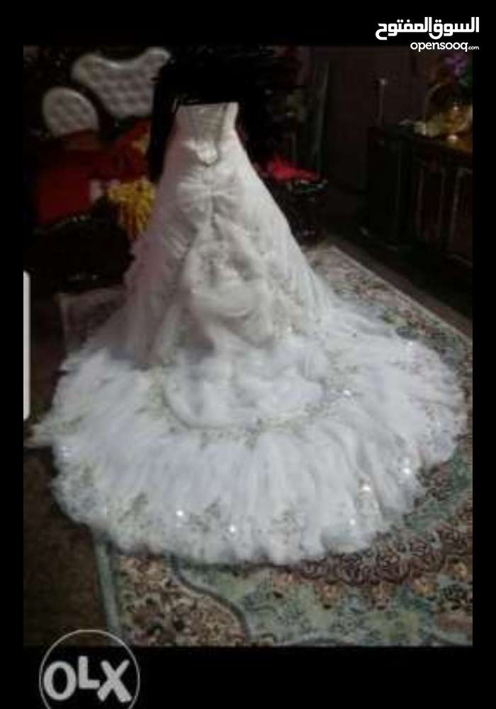 فساتين