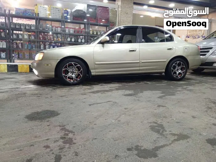 هيونداي اخرى 2000