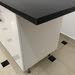طاولة مكتب للبيع من ايكيا - الطول 245 cm - العرض 62 cm - الارتفاع -89 cm